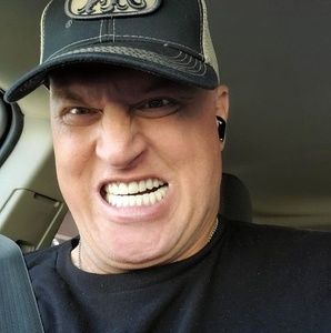 Meet your Posher, Johnathan m x